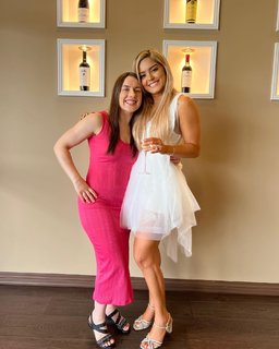 Taynara Melo feet photo thumbnail