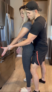 Taynara Melo feet photo thumbnail