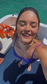 Taynara Melo feet photo thumbnail