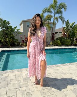 Taynara Melo feet photo thumbnail