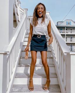 Tayshia Adams feet photo 14