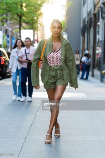 Tayshia Adams feet photo 6