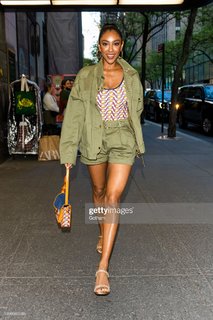 Tayshia Adams feet photo 4