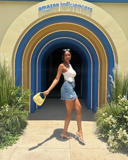 Tayshia Adams feet photo 16