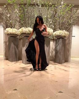 Tayshia Adams feet photo 2