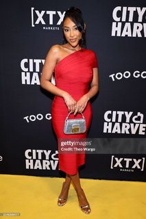 Tayshia Adams feet photo 7