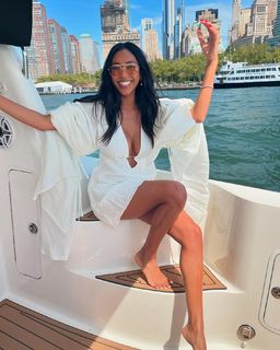 Tayshia Adams feet photo 2