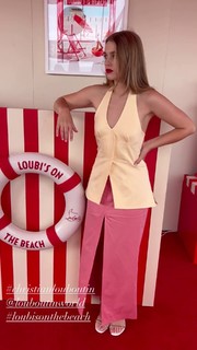 Teagan Croft feet photo thumbnail
