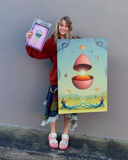 Teagan Croft feet photo thumbnail