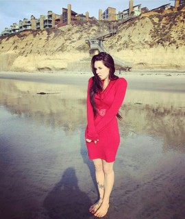Teal Swan feet photo 4