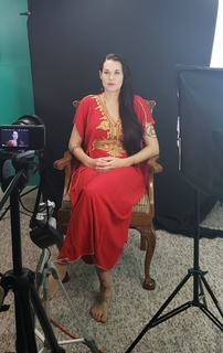Teal Swan feet photo 20