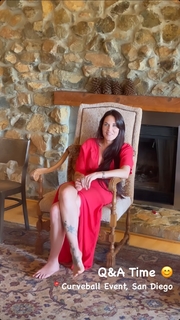 Teal Swan feet photo 9