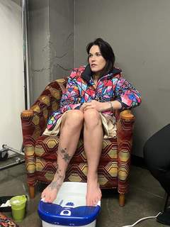 Teal Swan feet photo 3