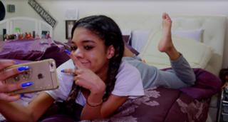 Teala Dunn feet photo thumbnail