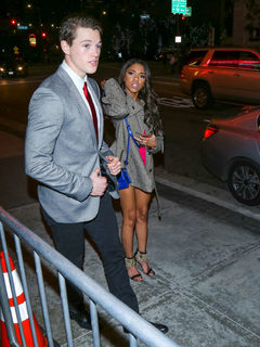 Teala Dunn feet photo thumbnail