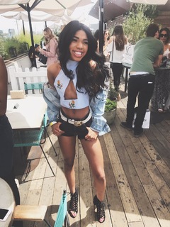 Teala Dunn feet photo thumbnail