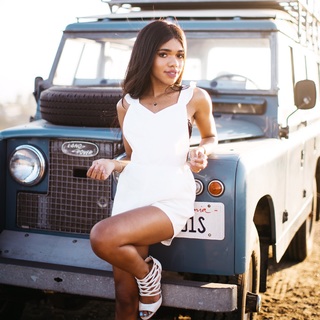 Teala Dunn feet photo thumbnail
