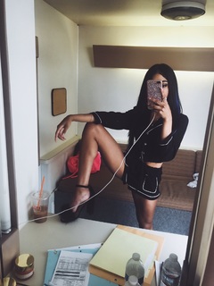 Teala Dunn feet photo thumbnail