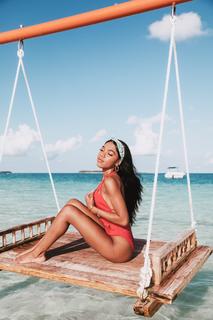 Teala Dunn feet photo thumbnail