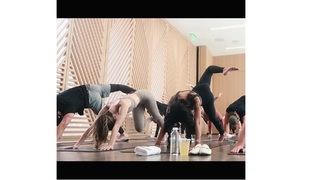 Teala Dunn feet photo thumbnail