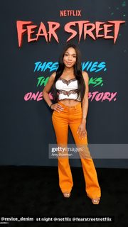 Teala Dunn feet photo thumbnail