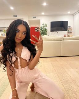 Teala Dunn feet photo thumbnail