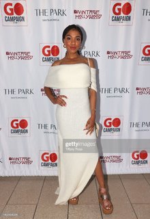 Teala Dunn feet photo thumbnail