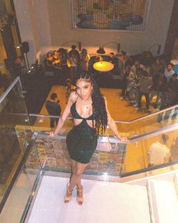 Teala Dunn feet photo thumbnail