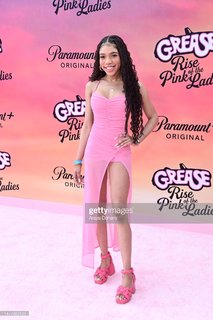 Teala Dunn feet photo thumbnail