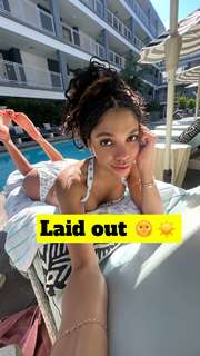 Teala Dunn feet photo thumbnail