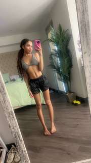 Teala Dunn feet photo thumbnail