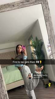 Teala Dunn feet photo thumbnail