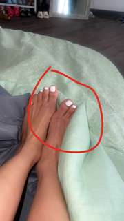 Teala Dunn feet photo thumbnail