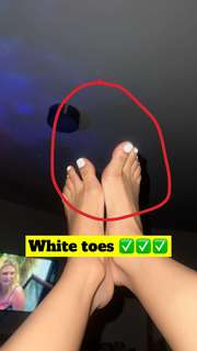Teala Dunn feet photo thumbnail