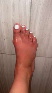 Teala Dunn feet photo thumbnail