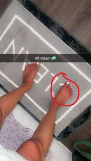 Teala Dunn feet photo thumbnail