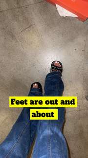 Teala Dunn feet photo thumbnail