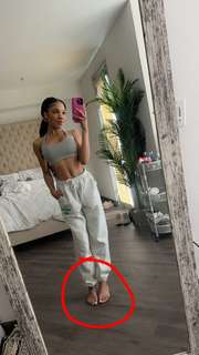 Teala Dunn feet photo thumbnail