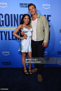 Teala Dunn feet photo thumbnail