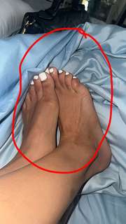 Teala Dunn feet photo thumbnail