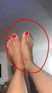 Teala Dunn feet photo thumbnail