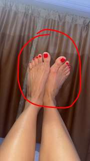 Teala Dunn feet photo thumbnail