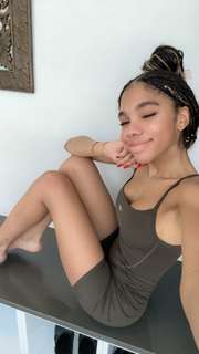 Teala Dunn feet photo thumbnail