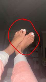 Teala Dunn feet photo thumbnail