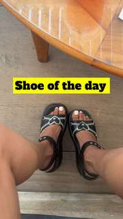 Teala Dunn feet photo thumbnail