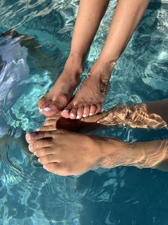 Teala Dunn feet photo thumbnail