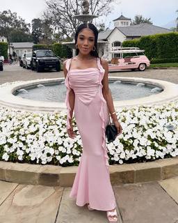 Teala Dunn feet photo thumbnail