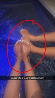 Teala Dunn feet photo thumbnail