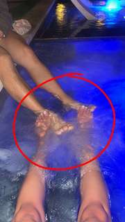 Teala Dunn feet photo thumbnail