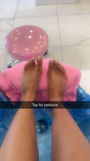Teala Dunn feet photo thumbnail